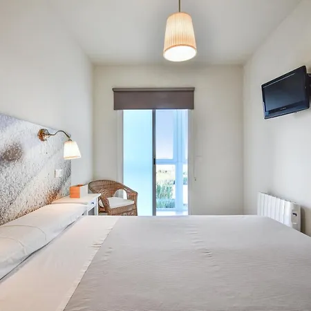 Appartamento 2 Bedrooms Appartement At Illa De Arousa 600 M Away From The Beach With Sea View Garden And Wifi