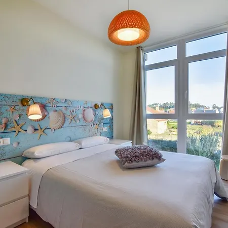 2 Bedrooms Appartement At Illa De Arousa 600 M Away From The Beach With Sea View Garden And Wifi Appartamento