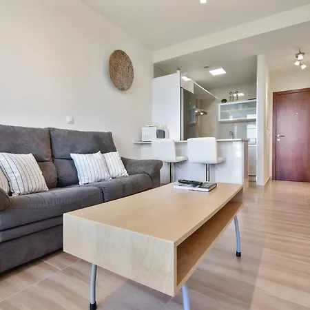 2 Bedrooms Appartement At Illa De Arousa 600 M Away From The Beach With Sea View Garden And Wifi Appartamento
